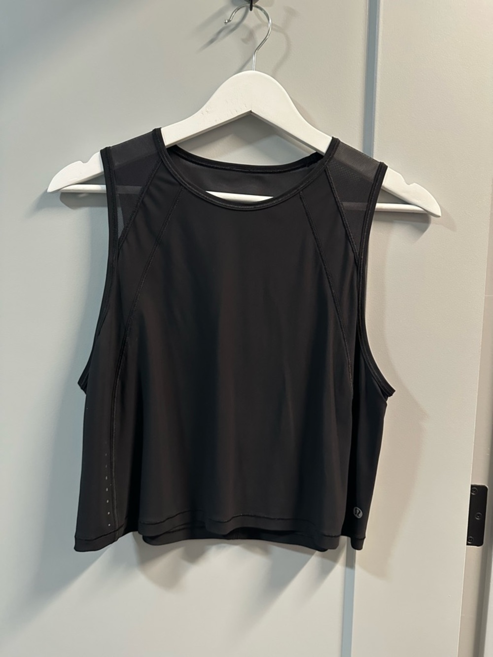 lululemon Cropped Sculpt Tank